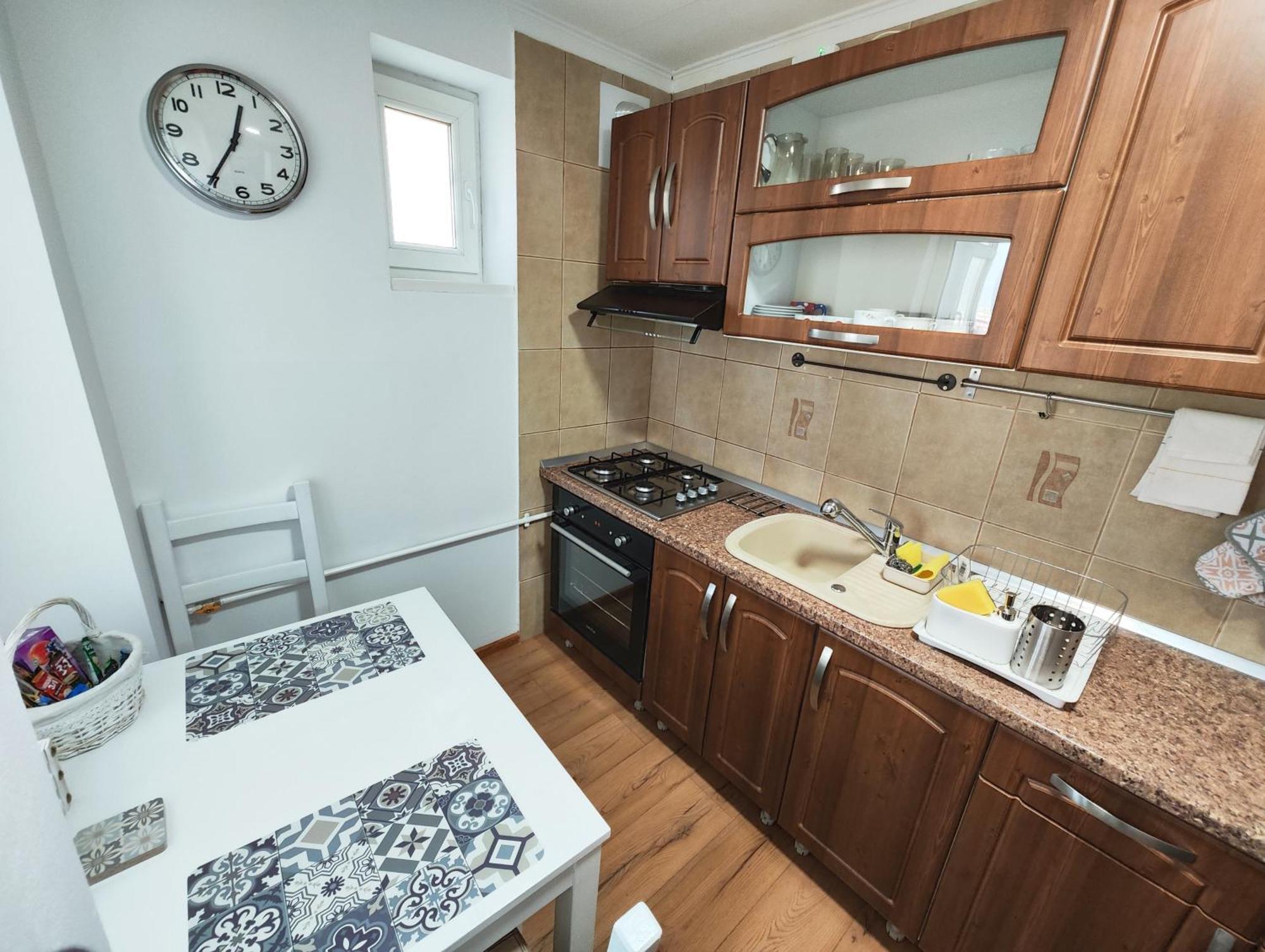 Platinum Apartment - Apartament Cu 3 Camere, 2 Dormitoare, 2 Bai, Bucatarie Complet Utilata, 2 Balcoane 부쿠레슈티 외부 사진