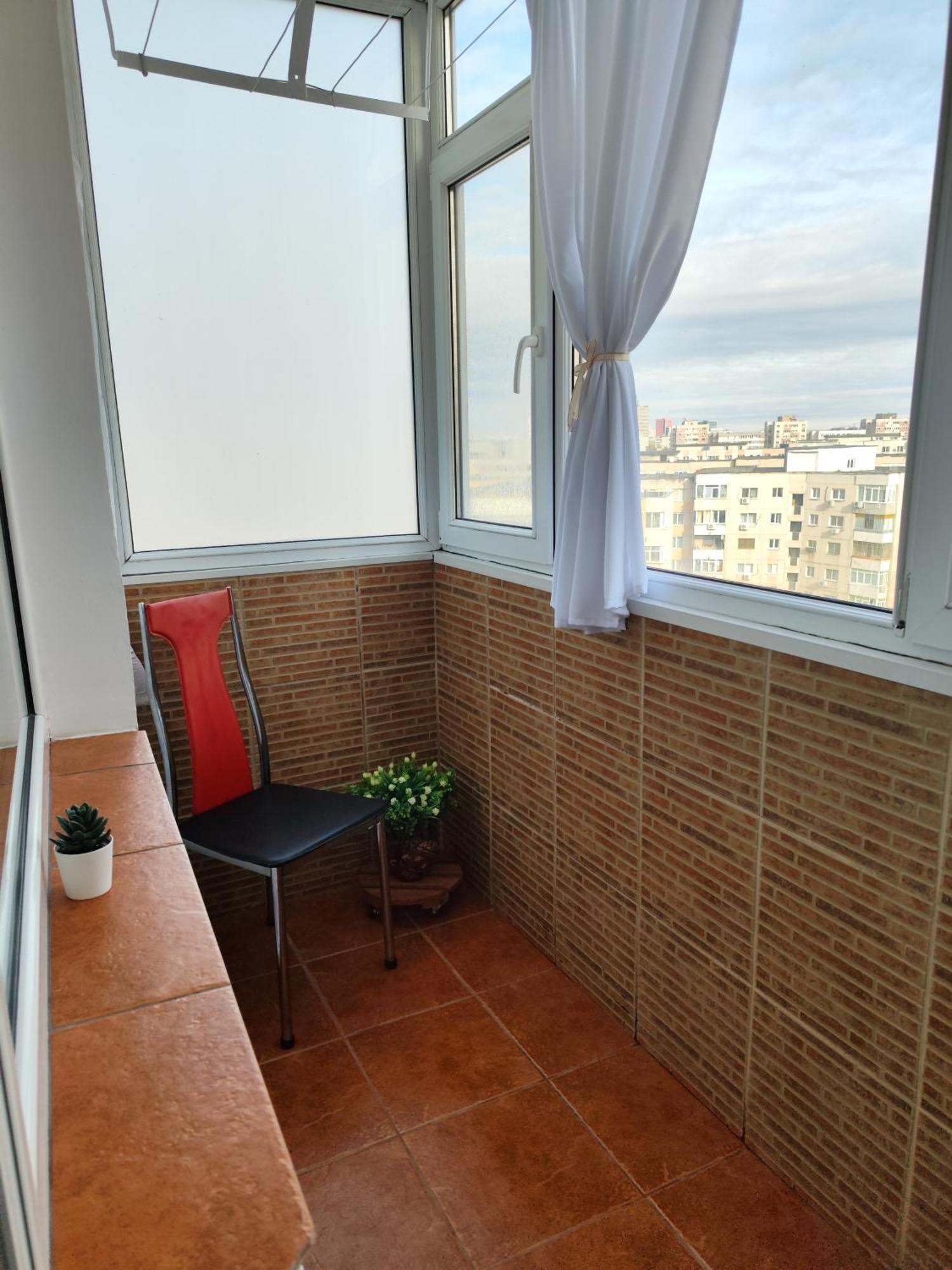 Platinum Apartment - Apartament Cu 3 Camere, 2 Dormitoare, 2 Bai, Bucatarie Complet Utilata, 2 Balcoane 부쿠레슈티 외부 사진