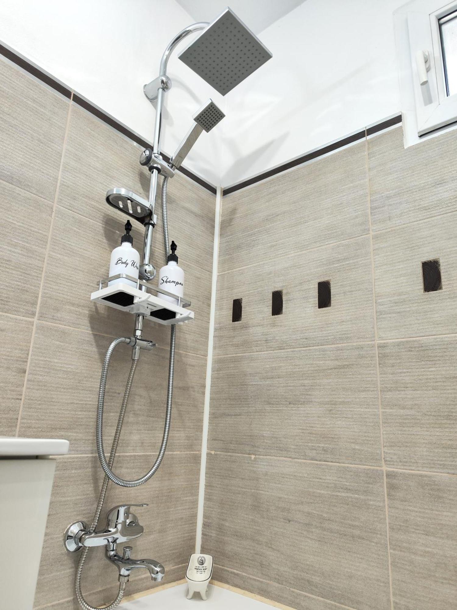 Platinum Apartment - Apartament Cu 3 Camere, 2 Dormitoare, 2 Bai, Bucatarie Complet Utilata, 2 Balcoane 부쿠레슈티 외부 사진